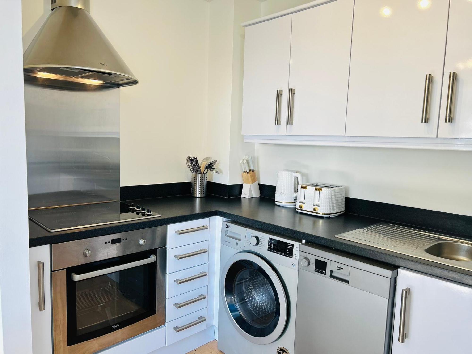 Modern Apartment Broad Gauge Way - Ideal For Work And Leisure Wolverhampton Extérieur photo