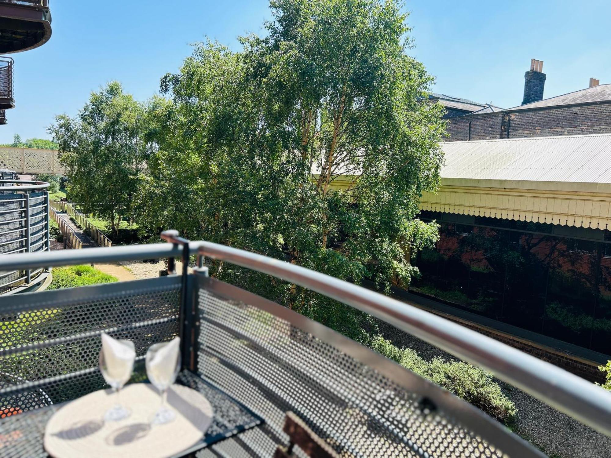 Modern Apartment Broad Gauge Way - Ideal For Work And Leisure Wolverhampton Extérieur photo